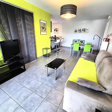 Apartment L'eden Cap - 2 Pieces Avec Emplacement Ideal Au Bord Du ! Mae-0394 *
